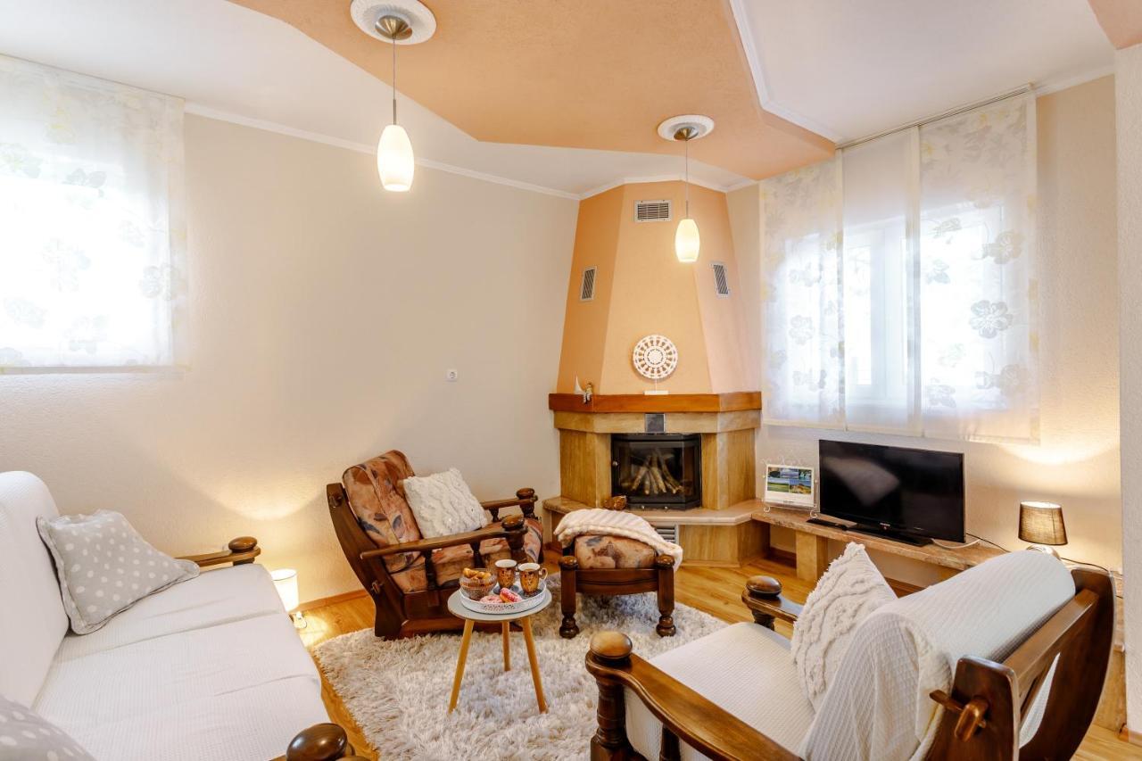 Holiday Home Memories And Joy Imotski Luaran gambar